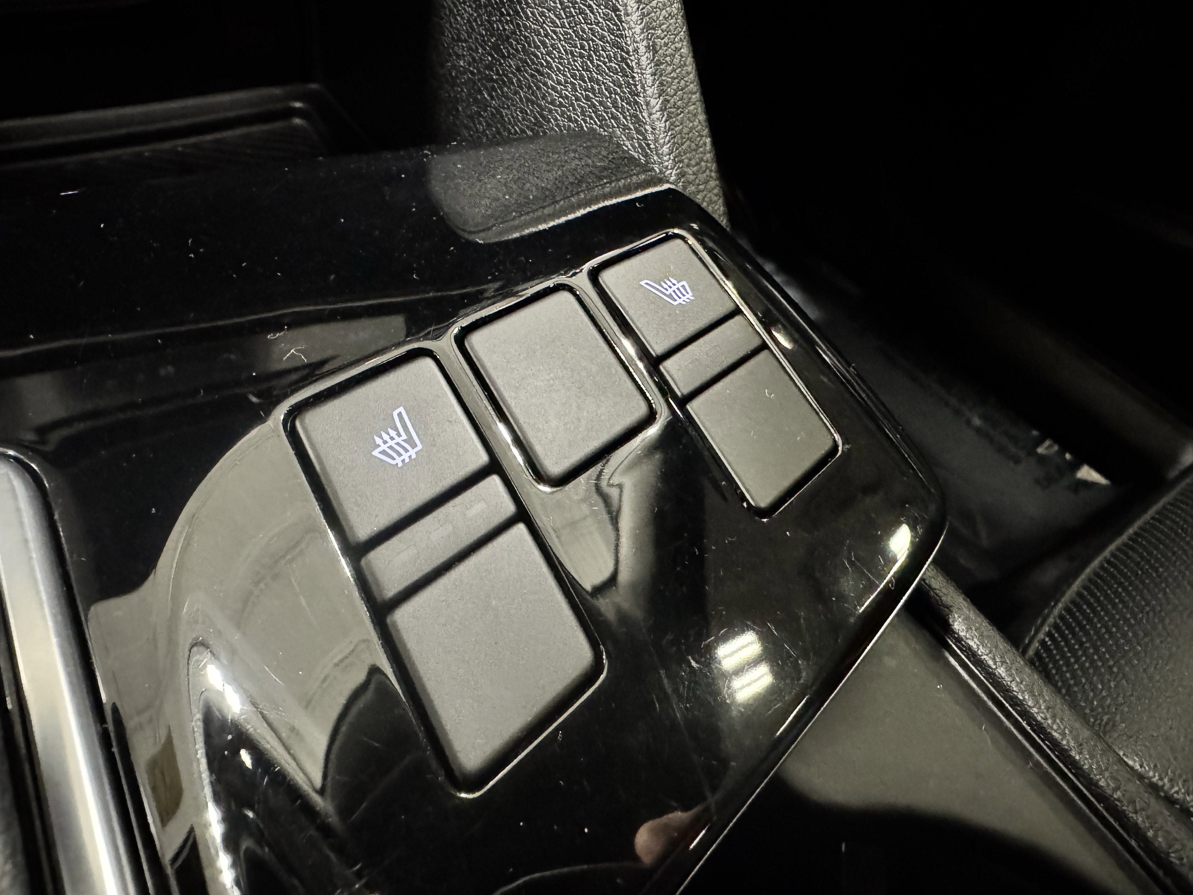 Used 2024 Kia Sportage EX image 10