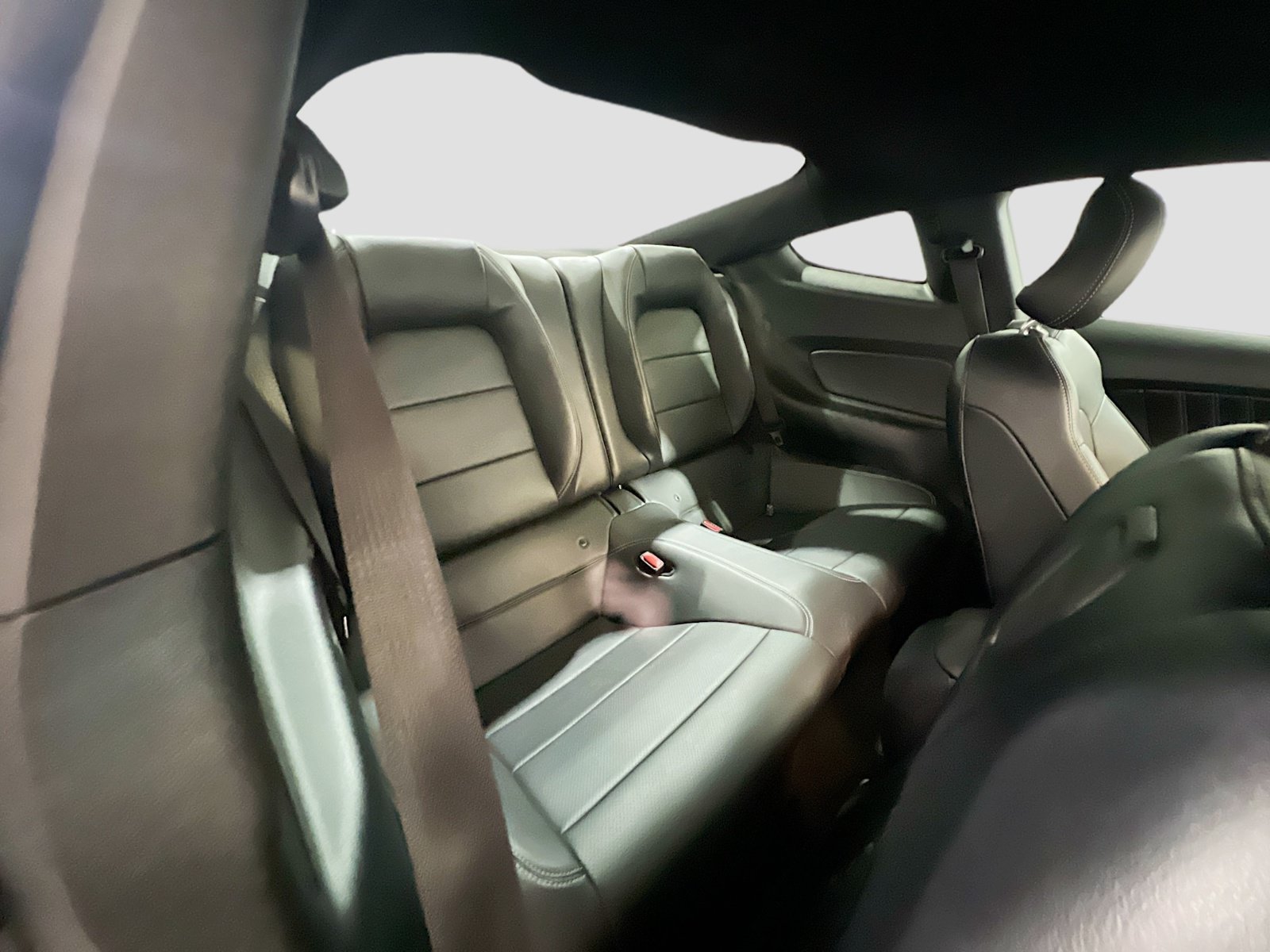Used 2015 Ford Mustang GT Premium RWD image 18