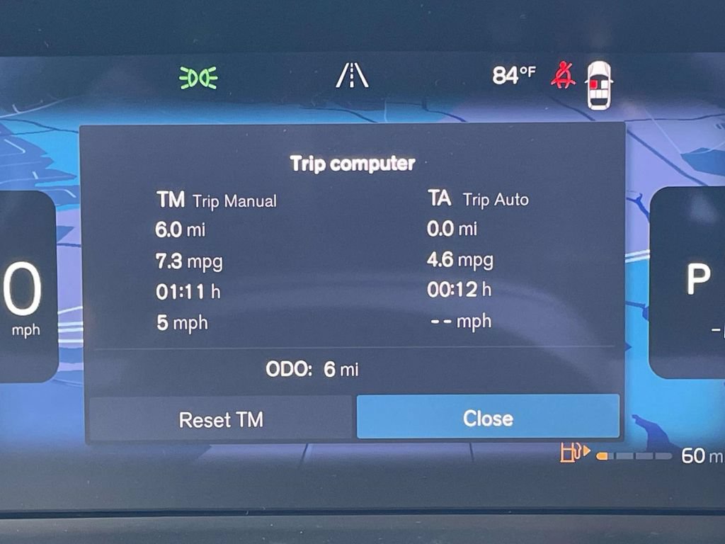 New 2026 Volvo XC40 B5 Plus w/ Climate Package AWD/4WD image 15