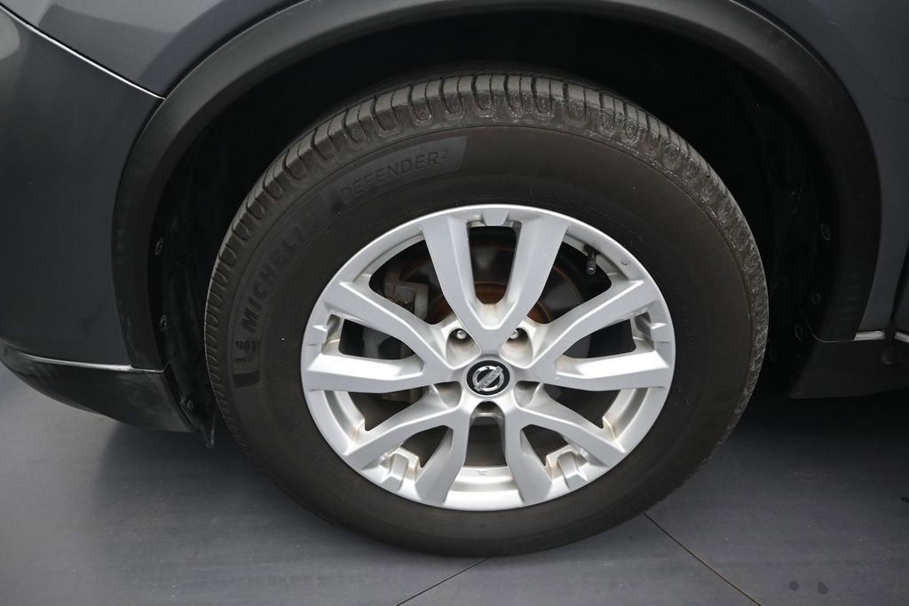Used 2017 Nissan Rogue SV FWD image 11