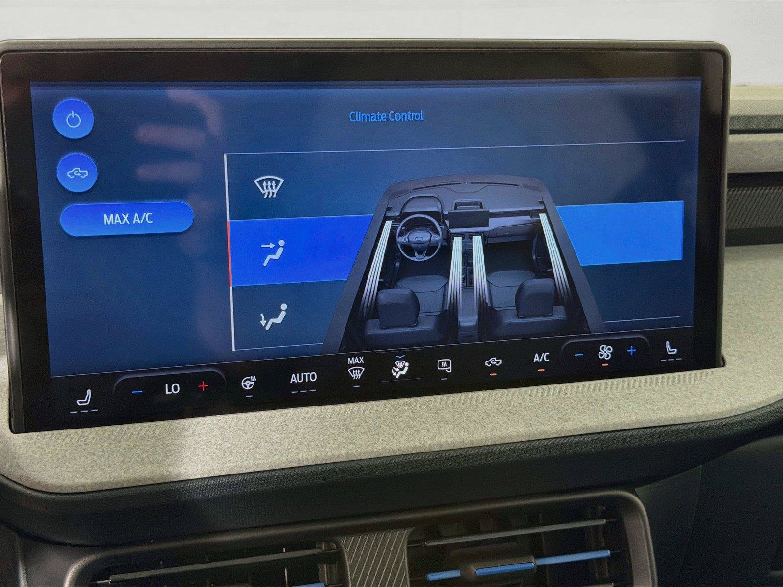 New 2026 Ford Maverick XLT w/ XLT Luxury Package FWD image 21