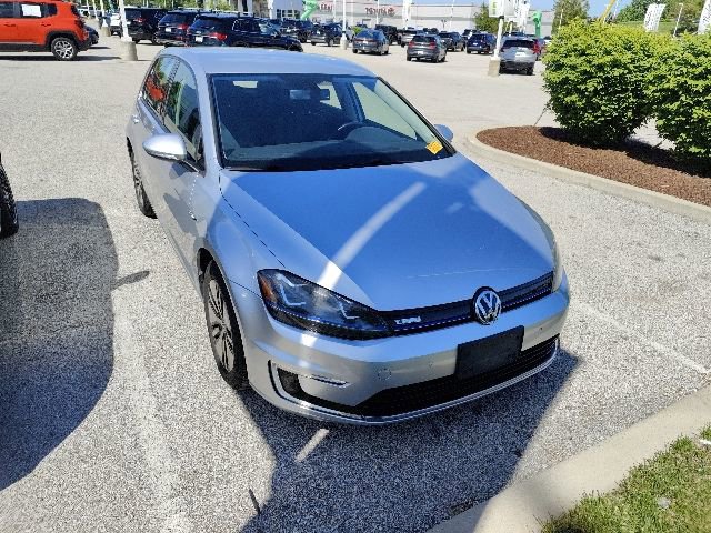 Used 2016 Volkswagen e-Golf SEL Premium FWD image 19