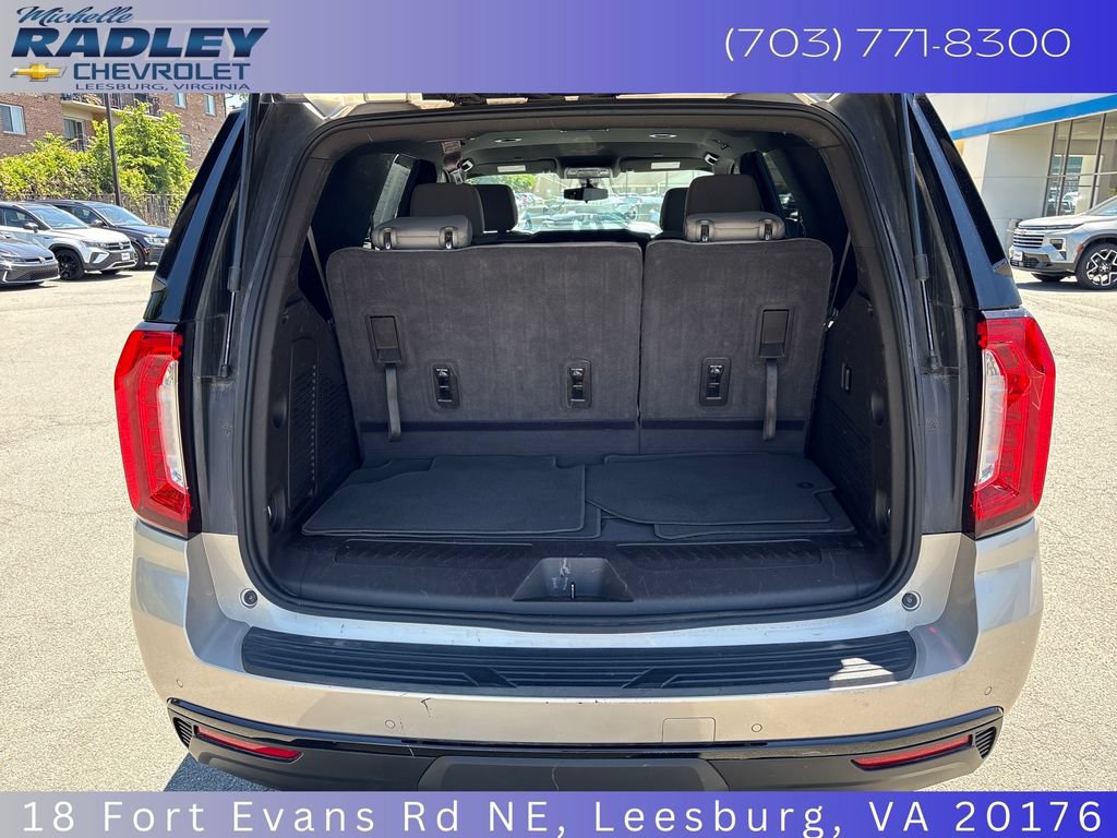 Used 2022 GMC Yukon SLE w/ Gmc Pro Safety Plus Package AWD/4WD image 11