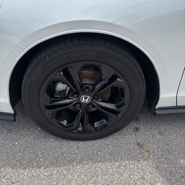 Used 2025 Honda Accord SE image 3