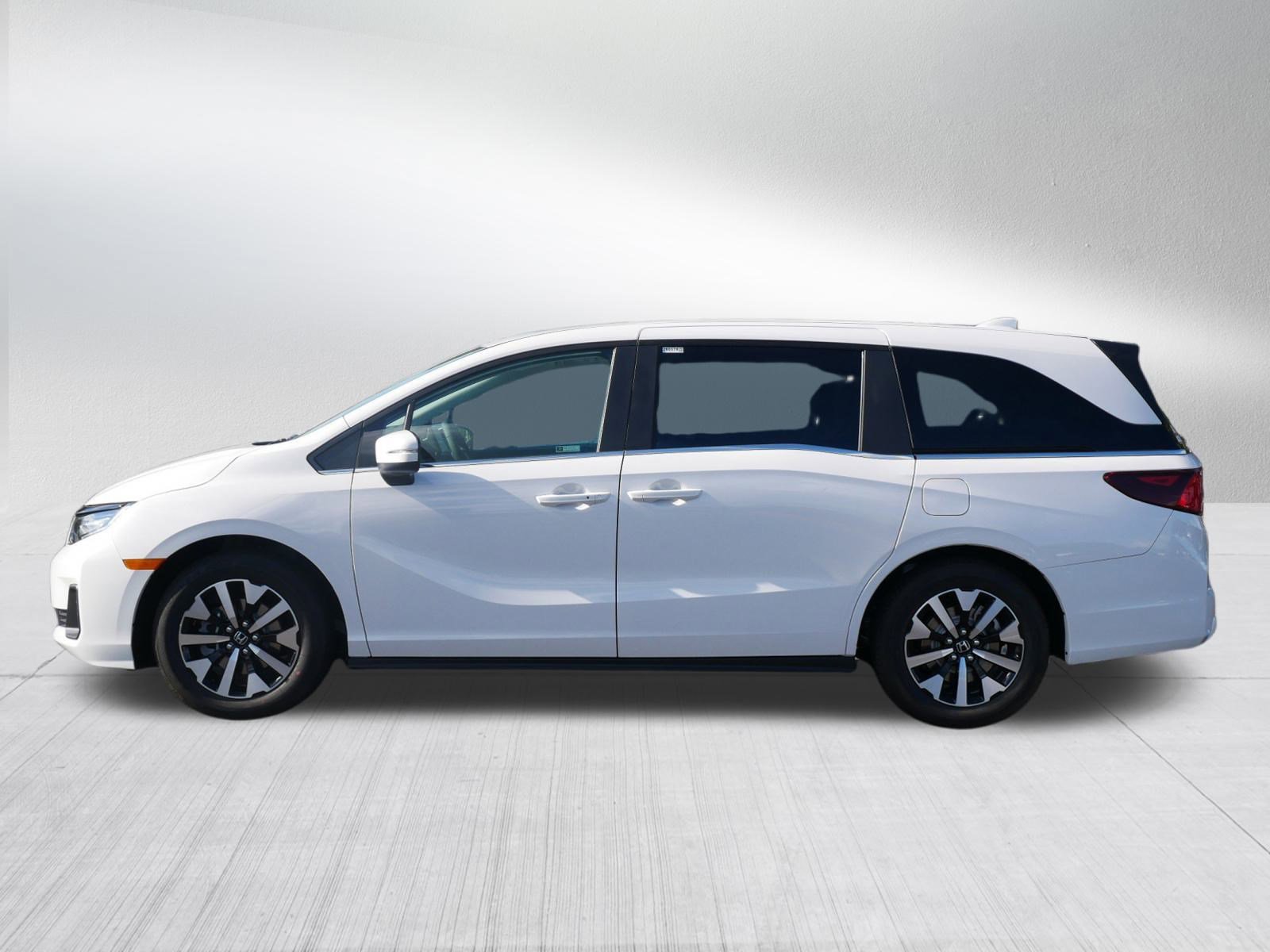 New 2026 Honda Odyssey EX-L image 4