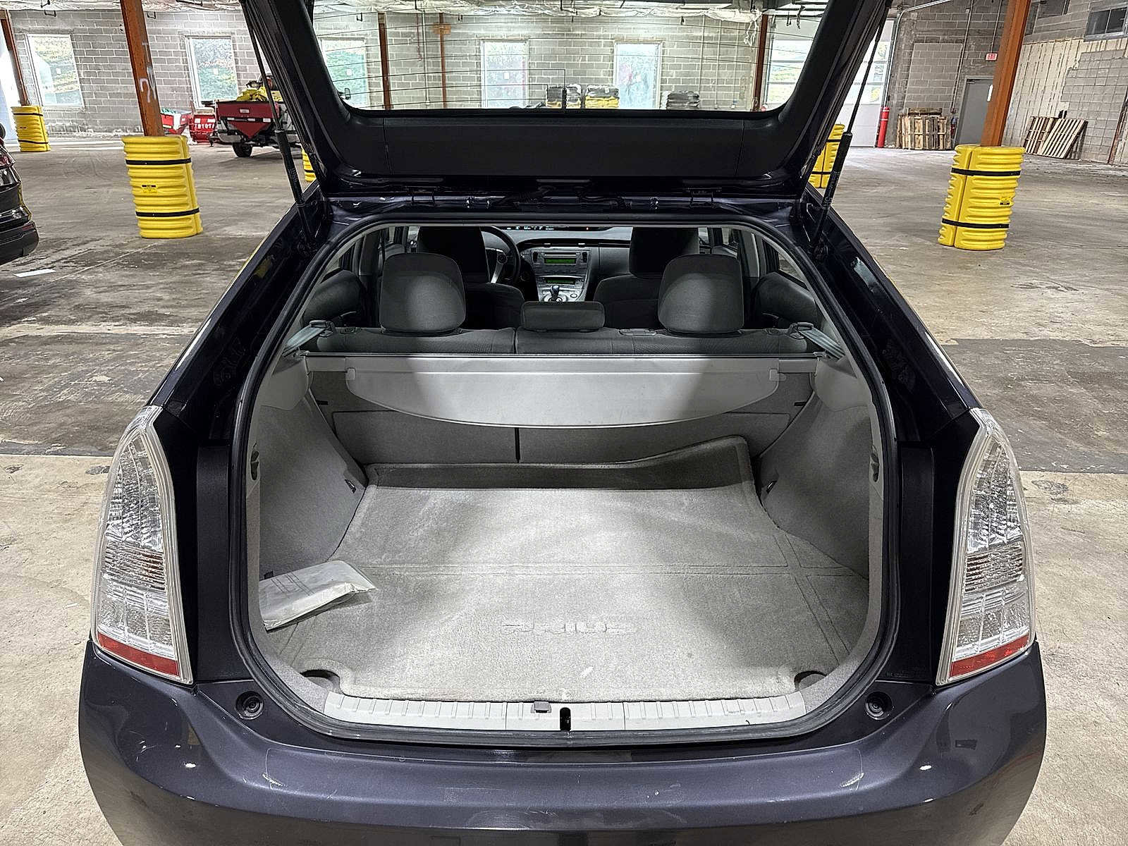 Used 2011 Toyota Prius Two image 11