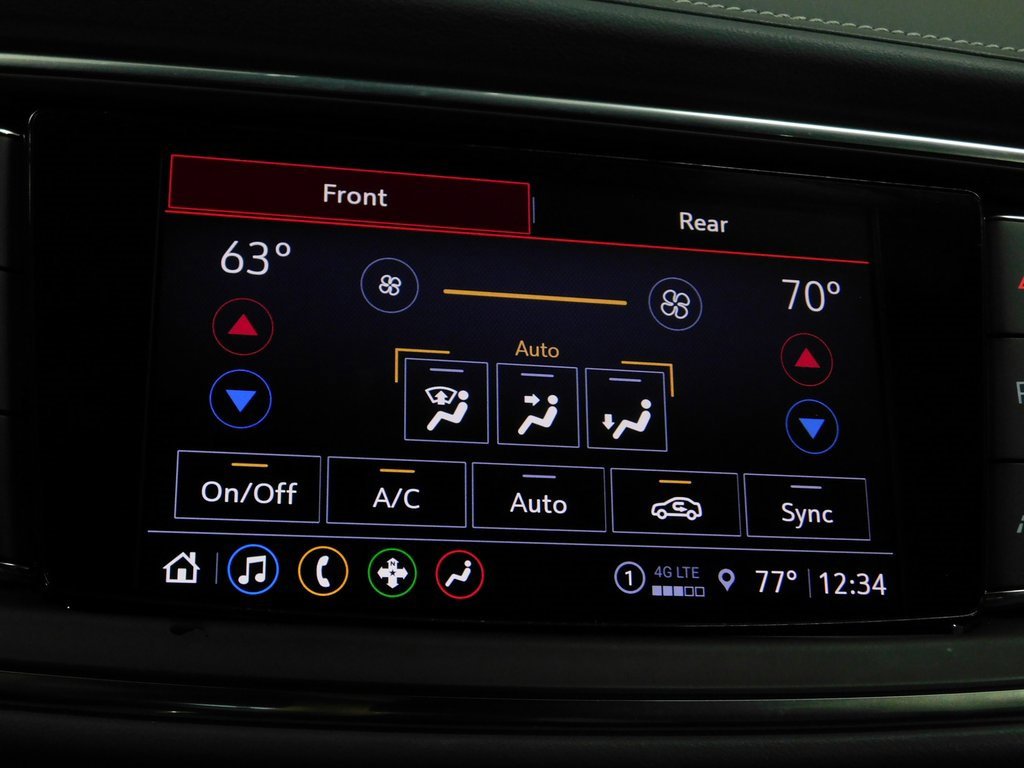 Used 2024 Buick Enclave Essence image 53