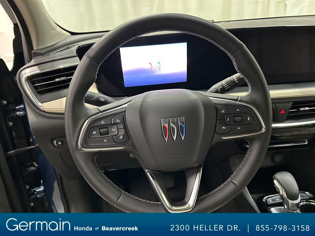 Used 2025 Buick Encore GX Avenir w/ Avenir Convenience Package image 17