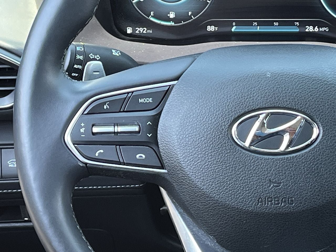 Used 2023 Hyundai Santa Fe Limited AWD/4WD image 12