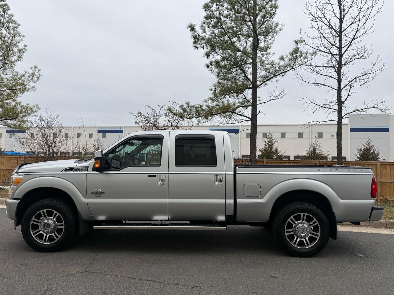 Used 2015 Ford F250 Platinum image 10