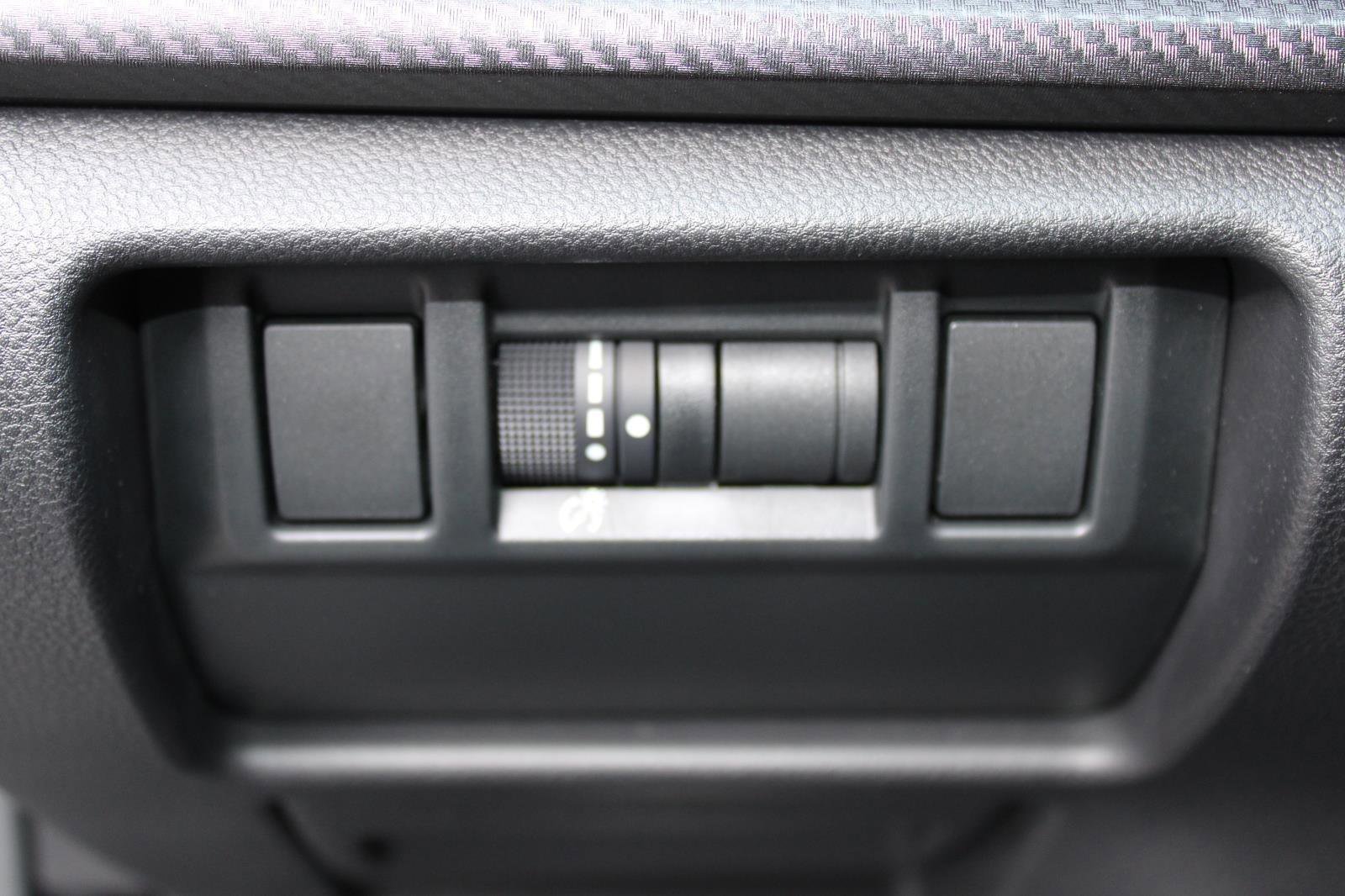 Used 2024 Subaru Crosstrek 2.5i Sport w/ Crosstrek Mirror Package AWD/4WD image 15