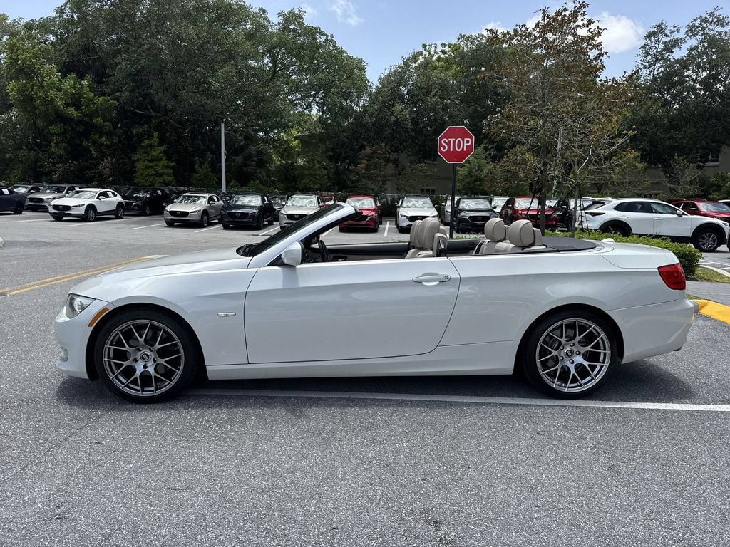 Used 2012 BMW 328i Convertible RWD image 11