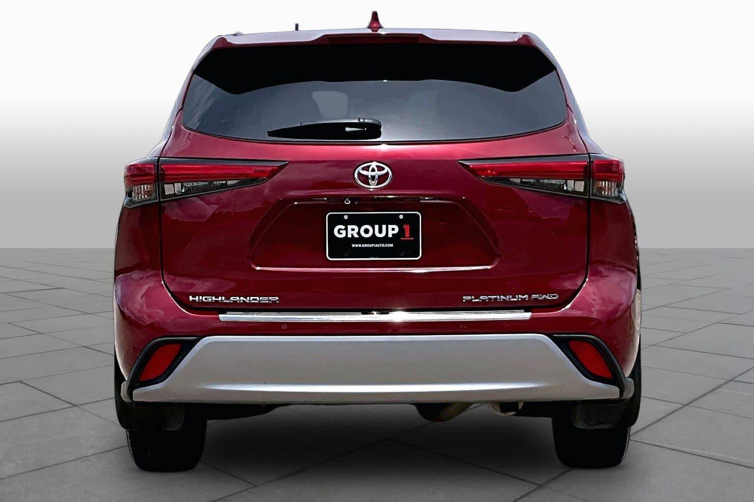 Used 2021 Toyota Highlander Platinum AWD/4WD image 5