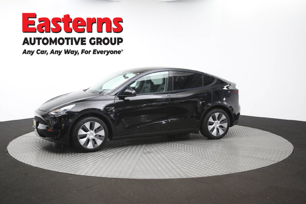 Used 2022 Tesla Model Y Long Range AWD/4WD image 57