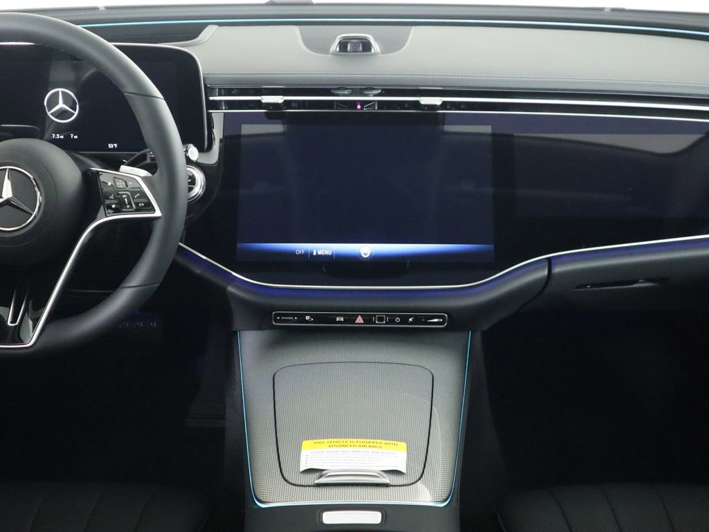 New 2026 Mercedes-Benz E 450 4MATIC Sedan image 15