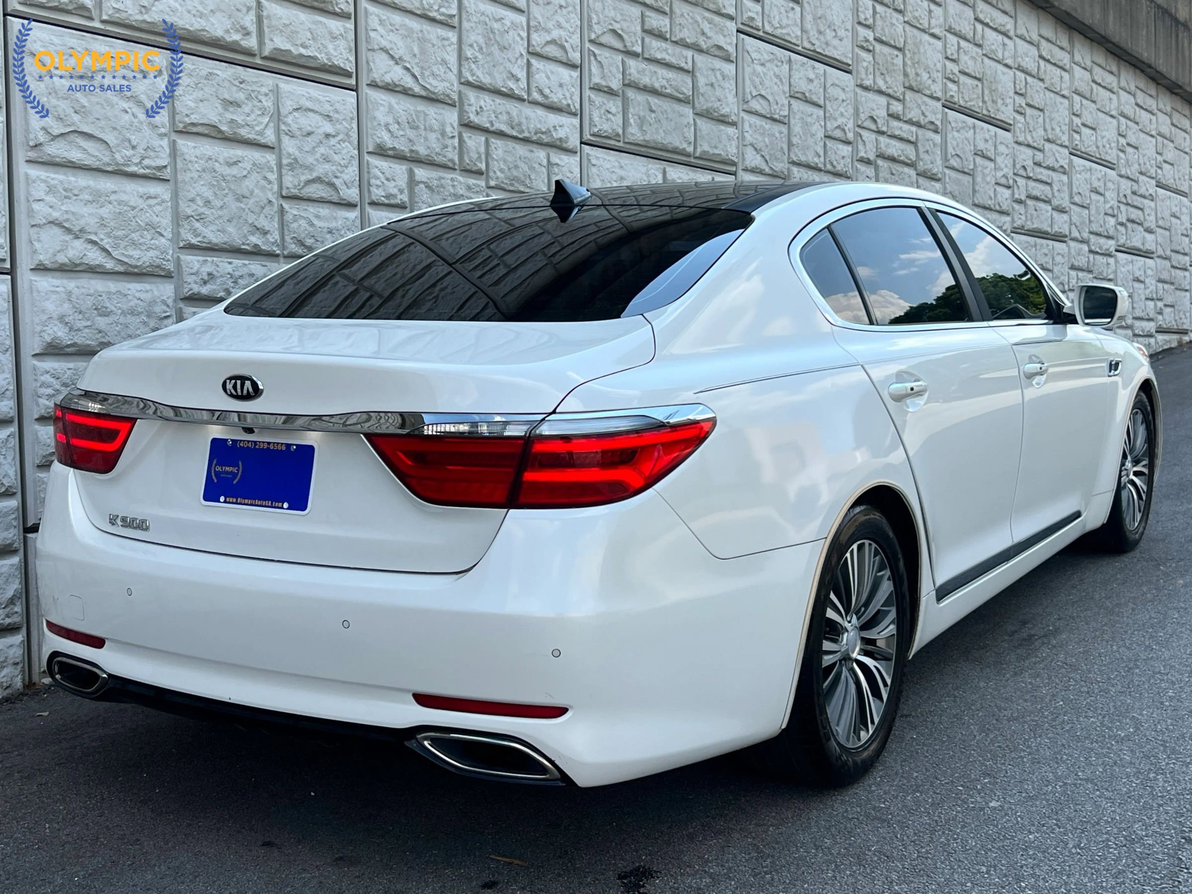 Used 2016 Kia K900 Premium RWD image 6