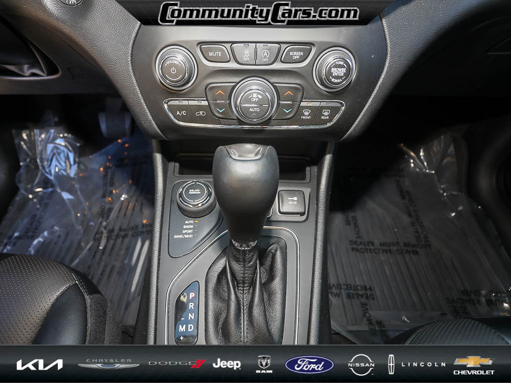 Used 2022 Jeep Cherokee Latitude Lux image 18