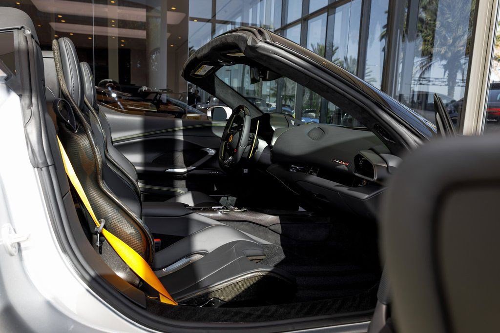 Used 2024 Ferrari 296 GTS image 40