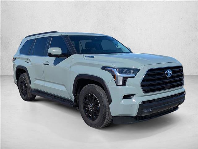 Used 2024 Toyota Sequoia SR5 w/ SR5 Premium Package AWD/4WD image 3