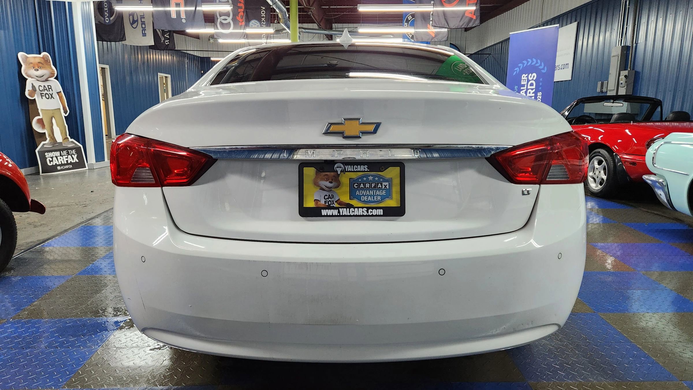 Used 2015 Chevrolet Impala LT w/ Convenience Package image 59