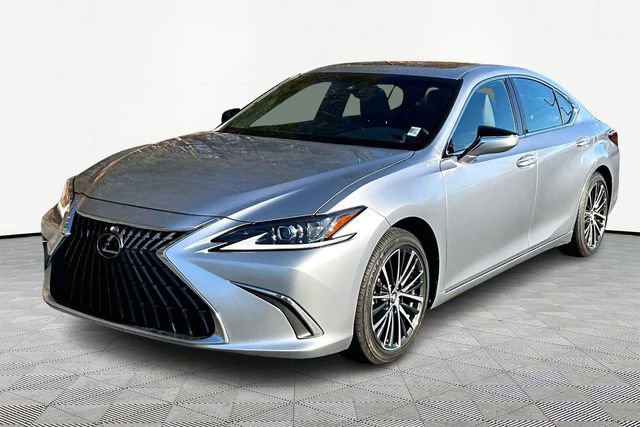 Used 2024 Lexus ES 350 w/ Premium Package image 3
