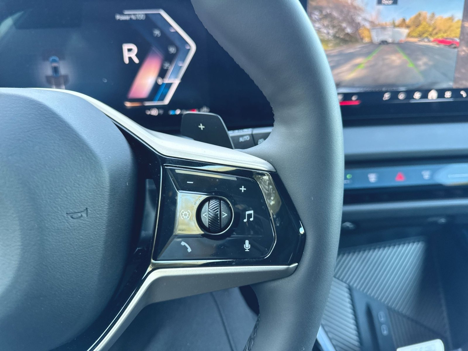 Certified 2025 BMW X3 xDrive30i image 17