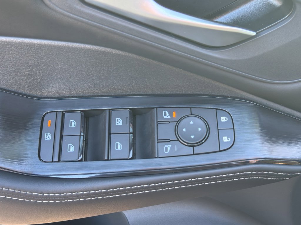 New 2026 Nissan Rogue SV image 16