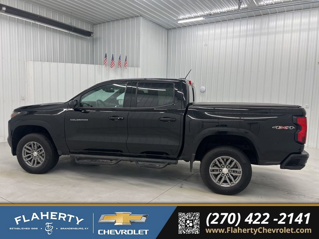 Used 2023 Chevrolet Colorado LT w/ LT Convenience Package II image 5