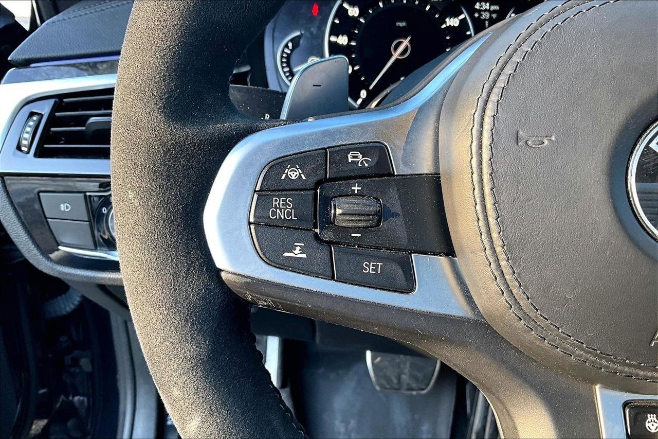 Used 2018 BMW 540i xDrive 540i xDrive w/ M Sport Package image 11