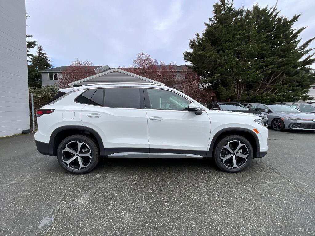 New 2026 Volkswagen Tiguan SE AWD/4WD image 9