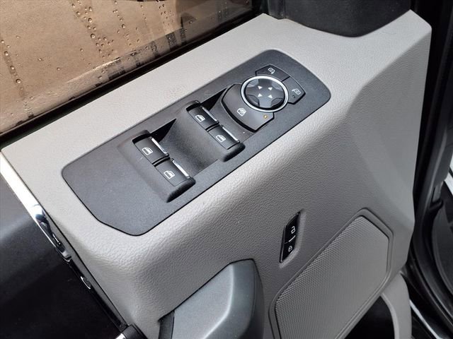 Used 2016 Ford F150 XLT image 48