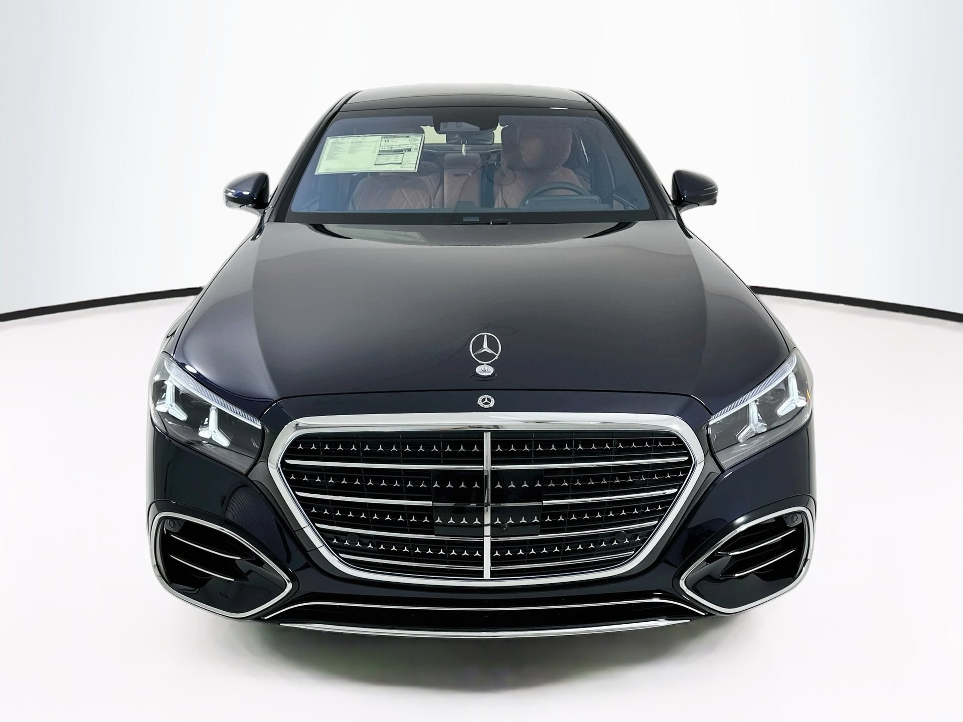 New 2027 Mercedes-Benz S 580 4MATIC Sedan image 2