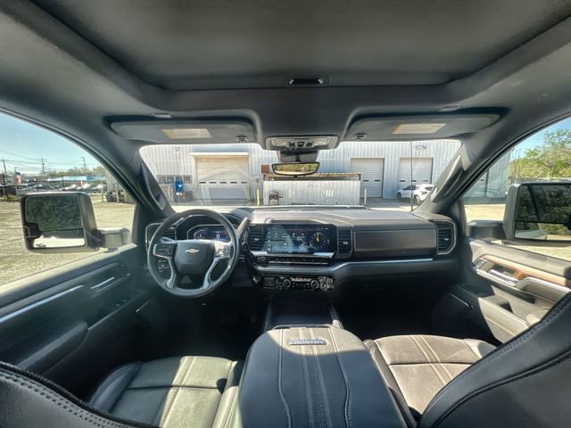 Certified 2024 Chevrolet Silverado 2500 High Country w/ High Country Premium Package image 19