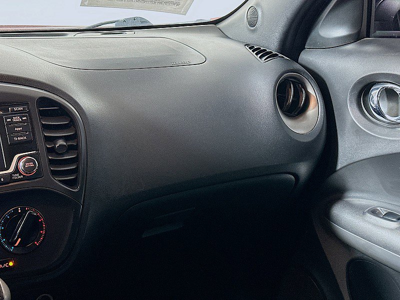 Used 2016 Nissan Juke S image 22