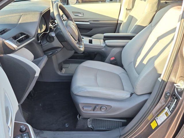Certified 2021 Toyota Sienna XLE AWD/4WD image 9
