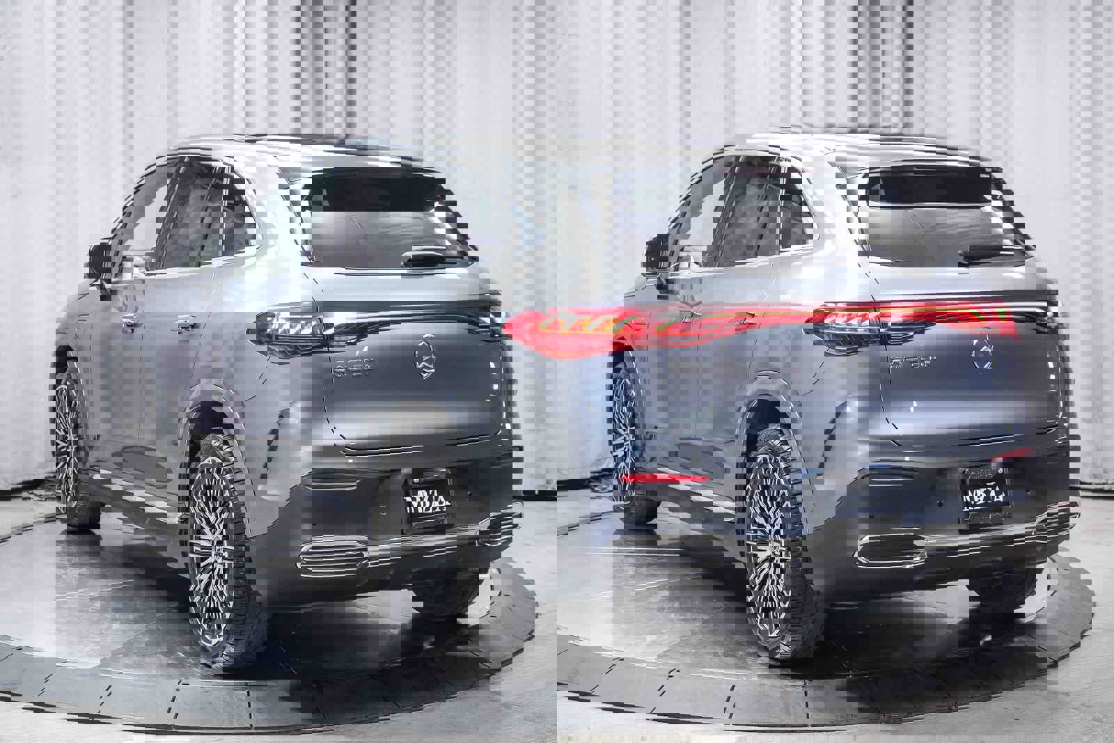 Used 2025 Mercedes-Benz EQE 350+ SUV image 8