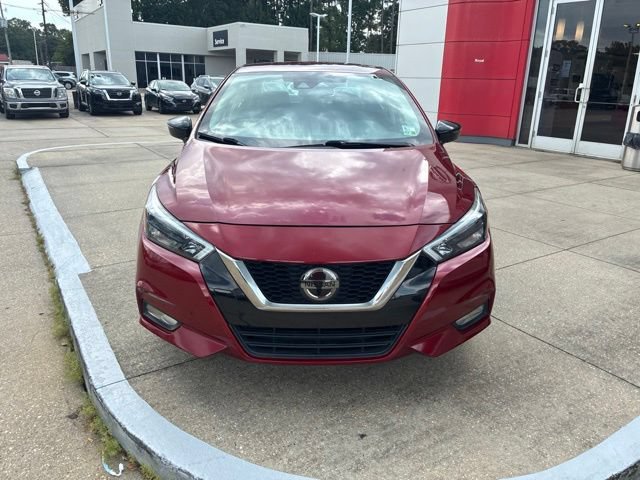 Used 2021 Nissan Versa SR FWD image 2