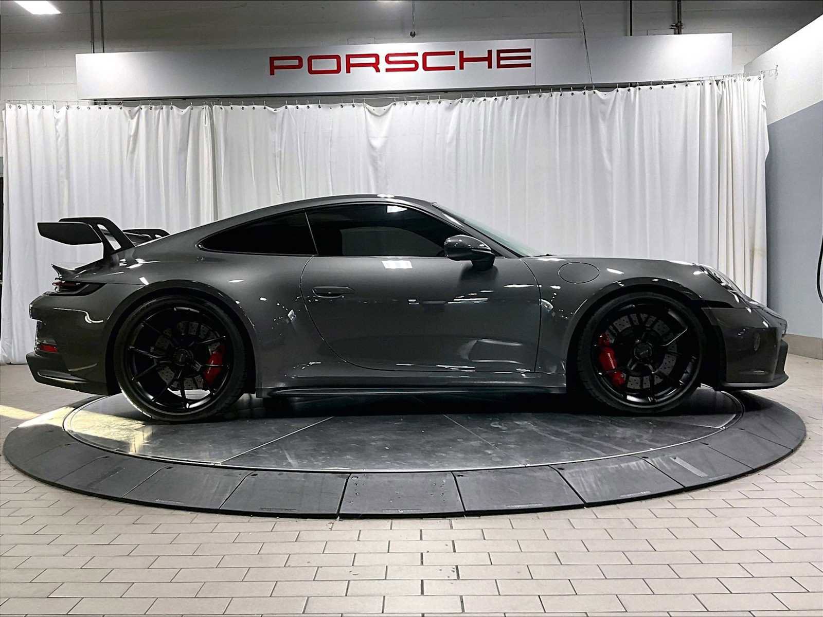 Used 2022 Porsche 911 GT3 image 11