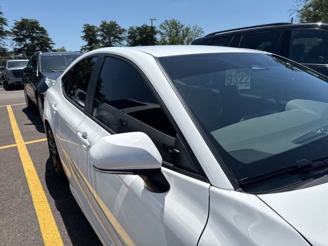 Used 2026 Toyota Camry SE w/ Convenience Package FWD image 8