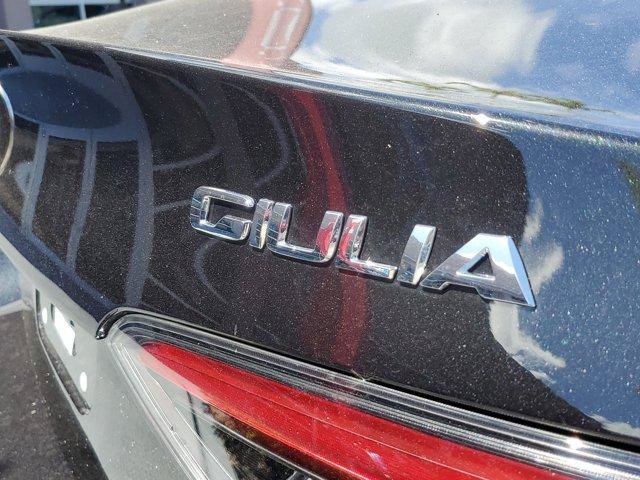 New 2024 Alfa Romeo Giulia Sprint RWD image 5