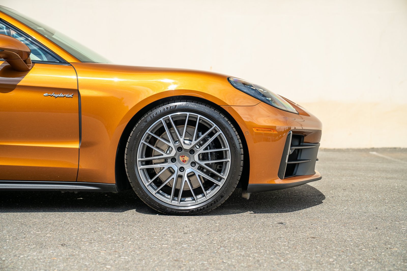 Certified 2025 Porsche Panamera 4 AWD/4WD image 9