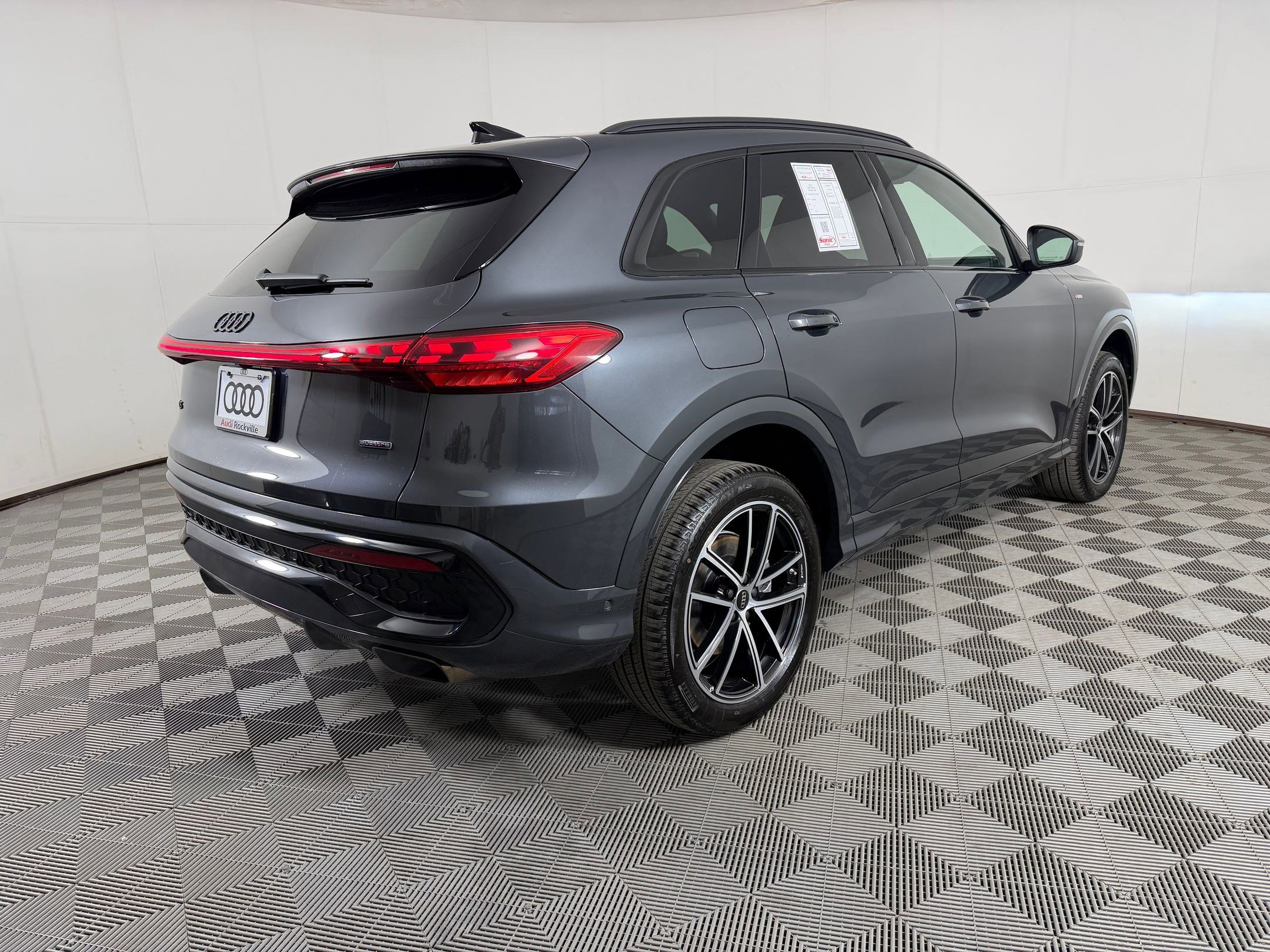 New 2026 Audi Q5 Premium AWD/4WD image 9