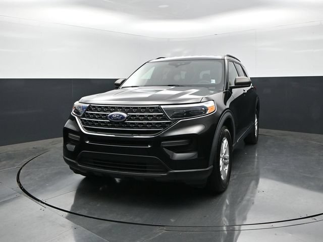 Used 2020 Ford Explorer XLT w/ Comfort Package AWD/4WD image 4
