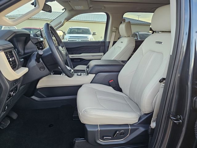 Certified 2024 Ford Expedition Platinum image 11