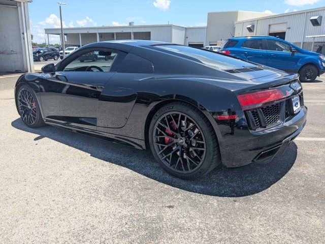 Used 2018 Audi R8 V10 w/ 20" Wheel Package RWD image 7