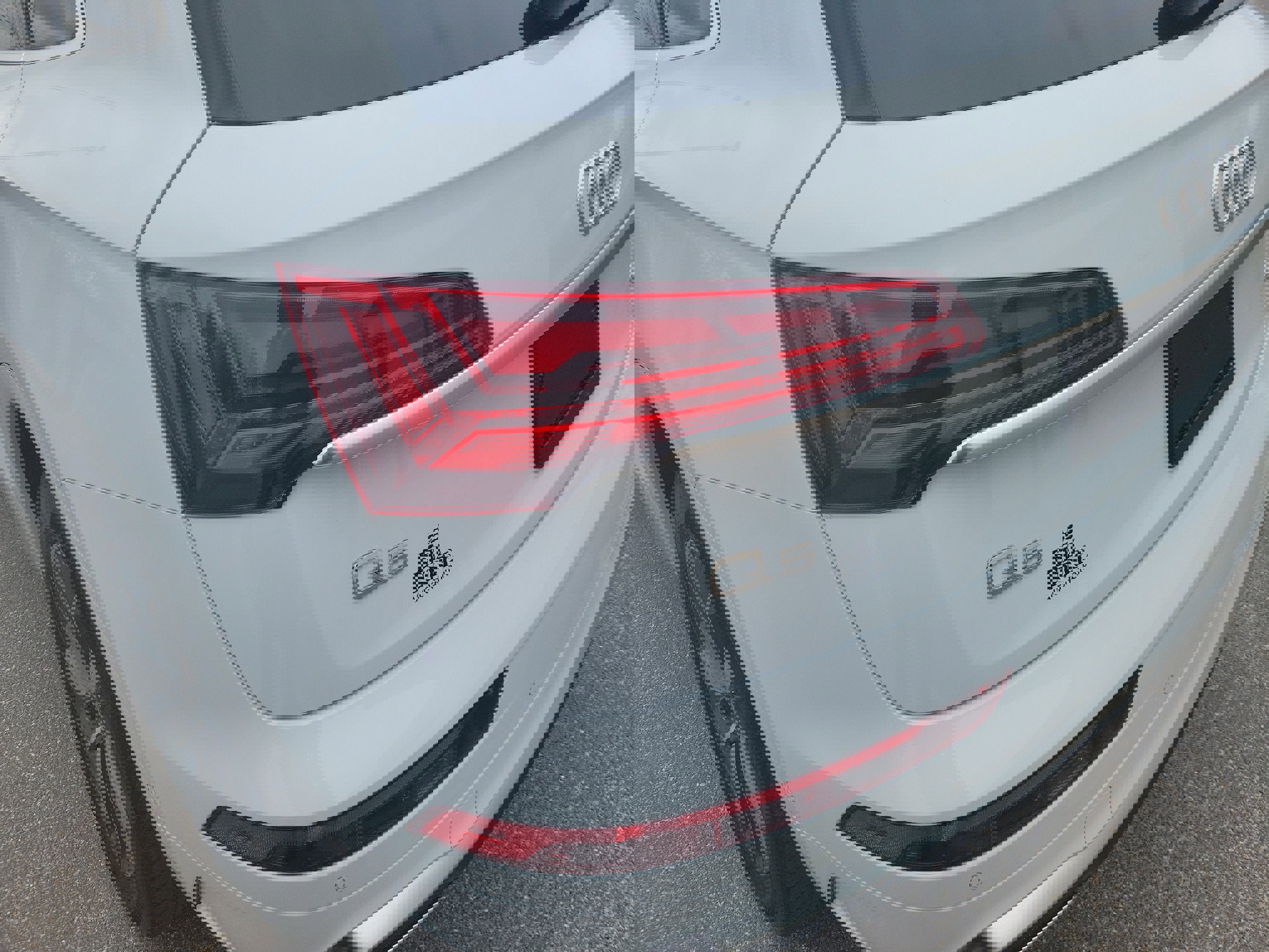 Used 2024 Audi Q5 2.0T Prestige w/ Prestige Package image 15