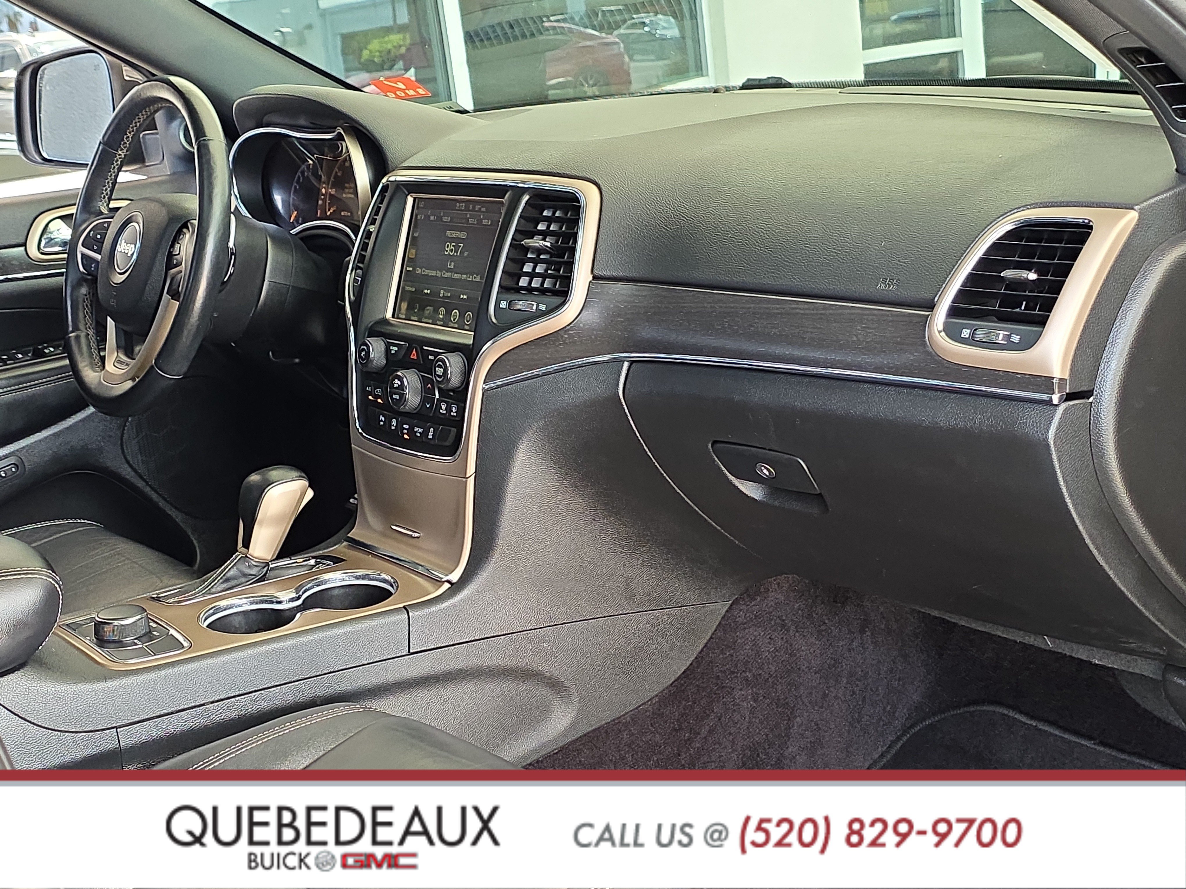 Used 2017 Jeep Grand Cherokee Limited AWD/4WD image 30