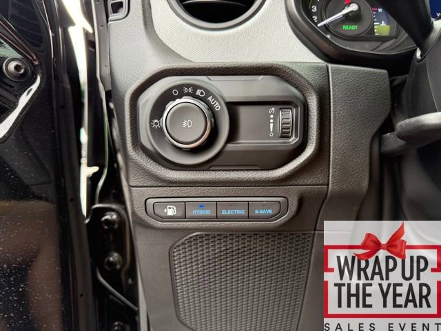 Used 2024 Jeep Wrangler Unlimited w/ Convenience Group image 14