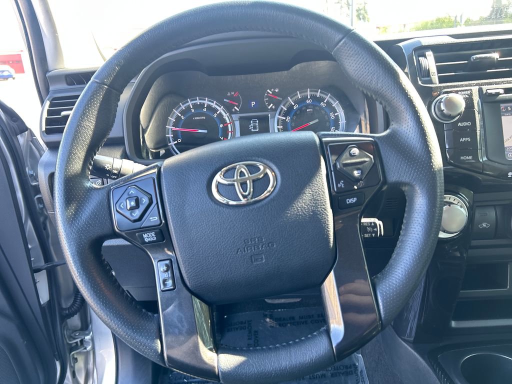 Used 2019 Toyota 4Runner TRD Off-Road AWD/4WD image 22