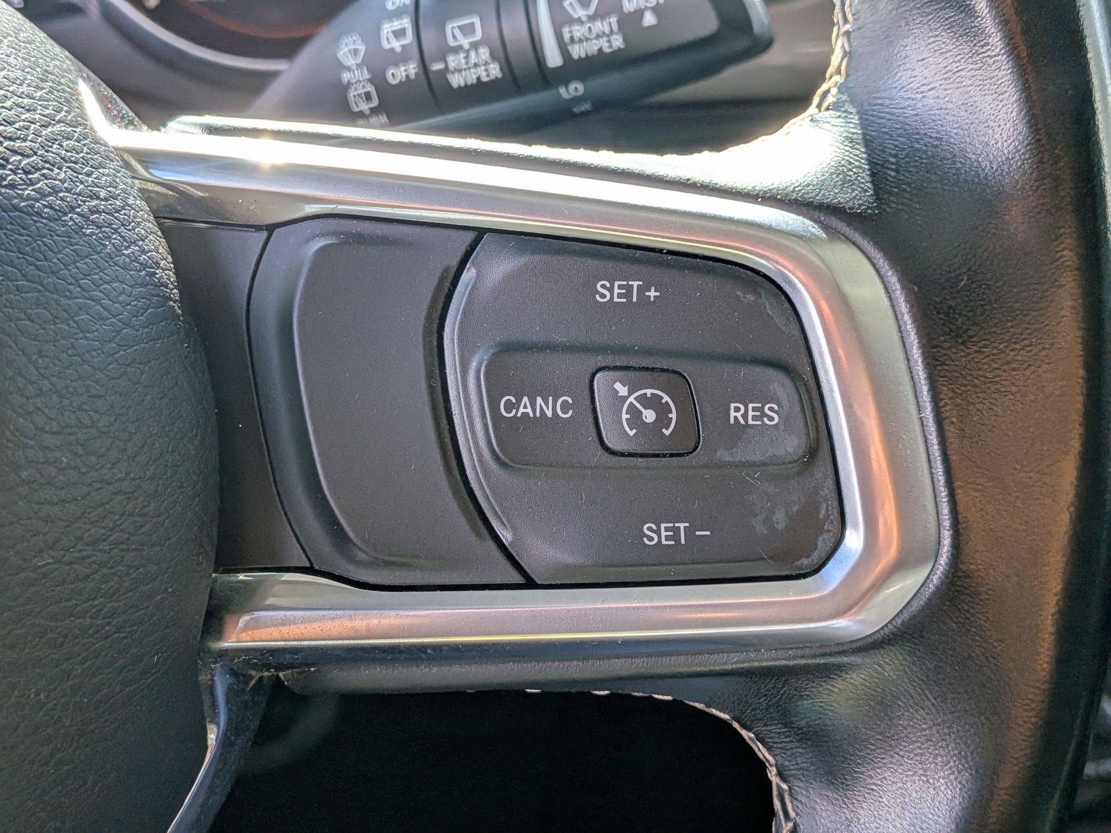 Used 2019 Jeep Wrangler Unlimited Sahara image 16